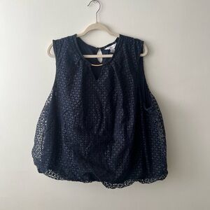 Elegant NAVY lace Sleeveless Top